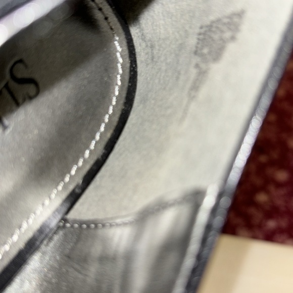 NWT black 9.5 women’s cushioned flats St. John’s Bay. Felicca JCPenney.com - Picture 2 of 8